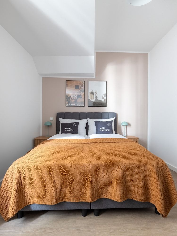 One-Bedroom Suite