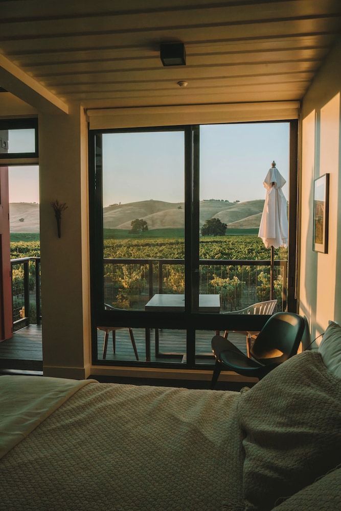 Geneseo Inn Country Roads 6