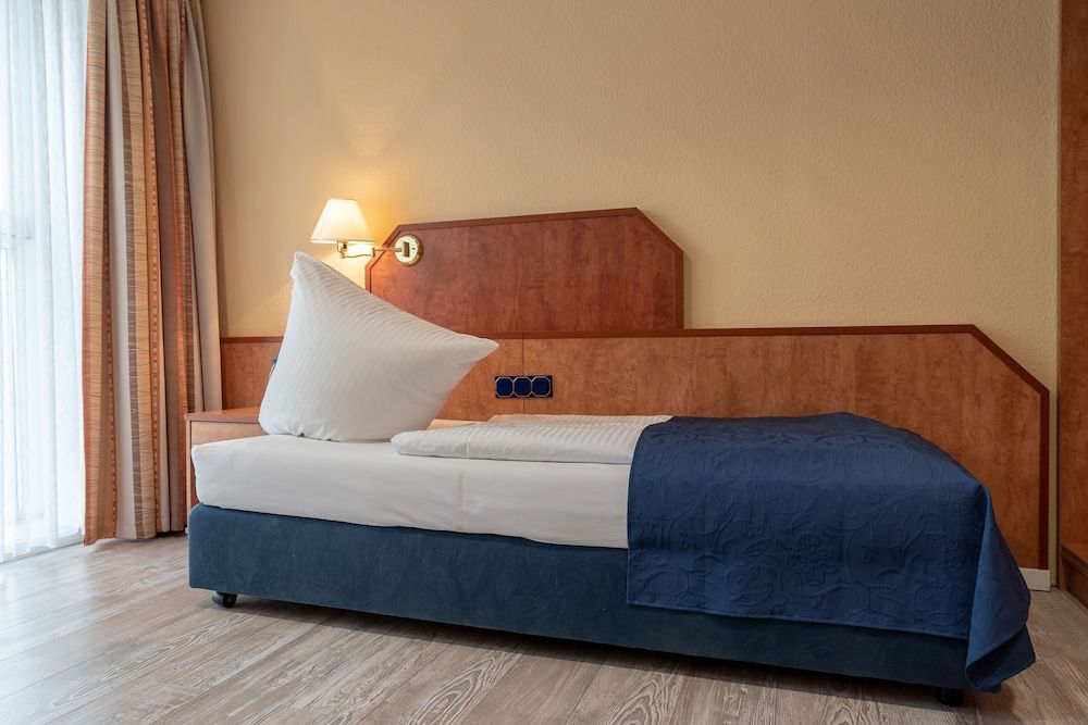 Boardinghouse Burgpark Single Room 4