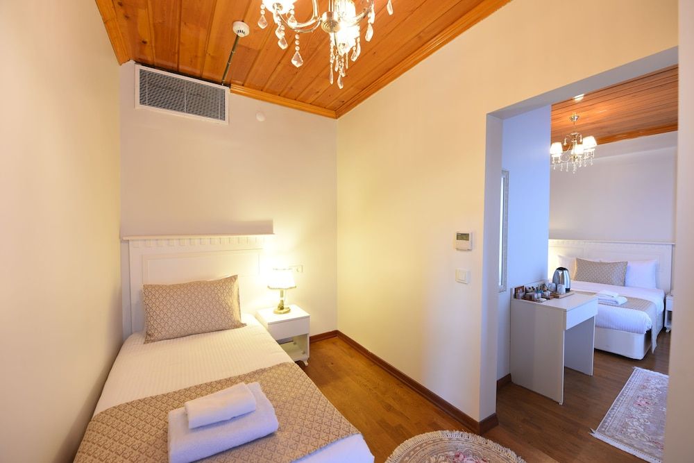 undefined Elyka Hotel 4