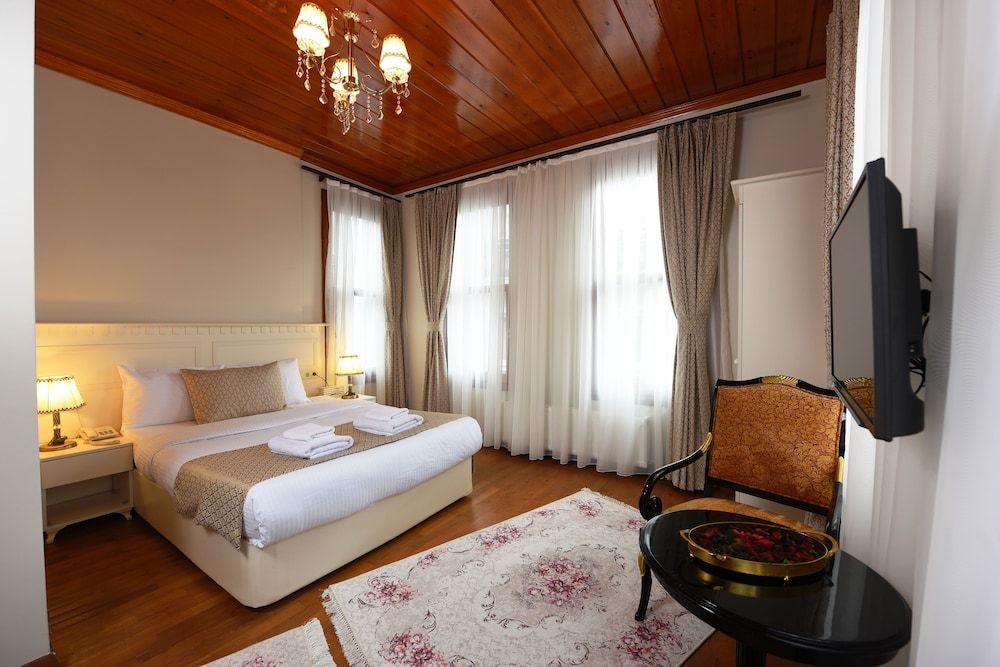 undefined Elyka Hotel 3