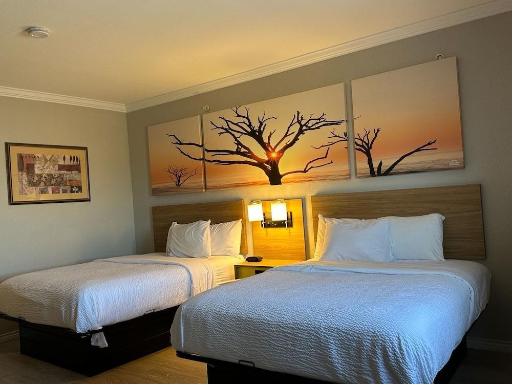 Room, 2 Queen Beds, Non Smoking