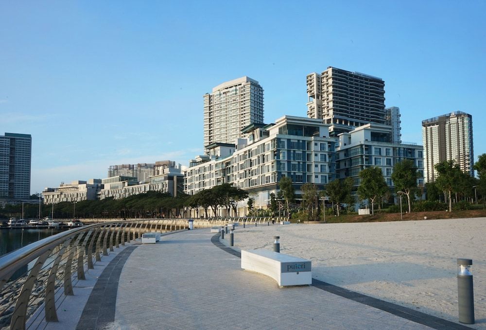 undefined Trinidad Suites Johor, Trademark Collection by Wyndham 9