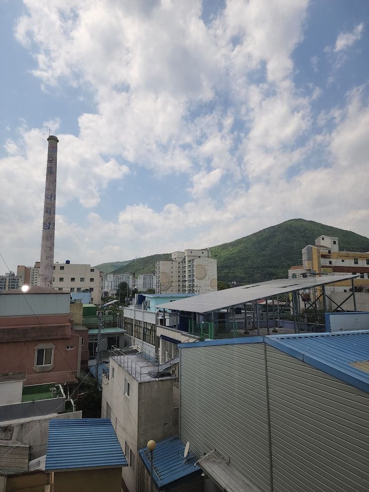 Jinhae InterCity Hotel VIP Terrace Jacuzzi 7