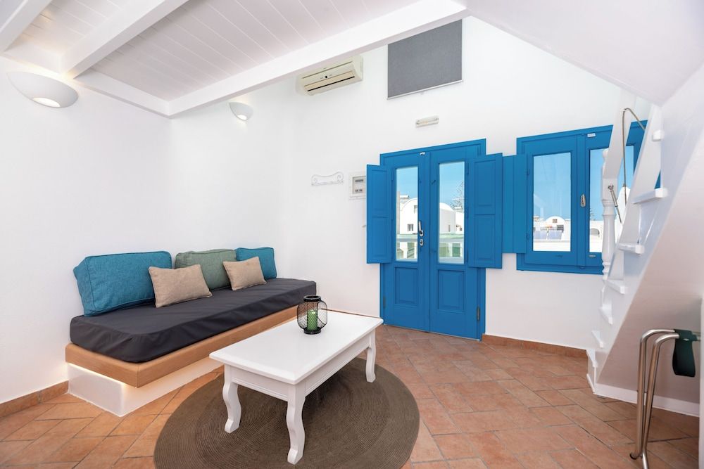 undefined Seaside Breeze 4