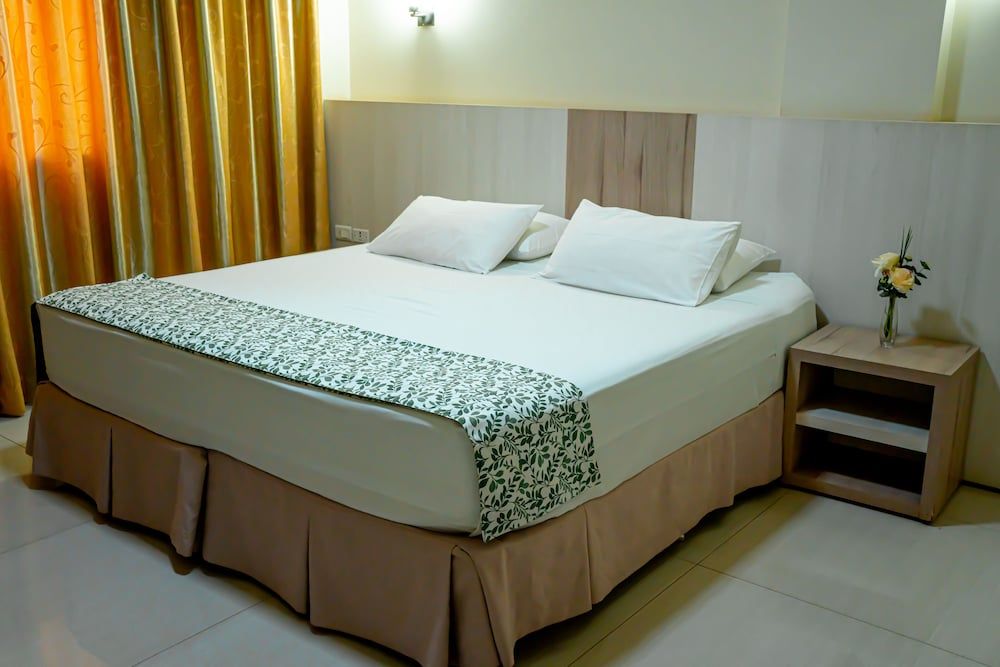 Megal Suites Hotel
