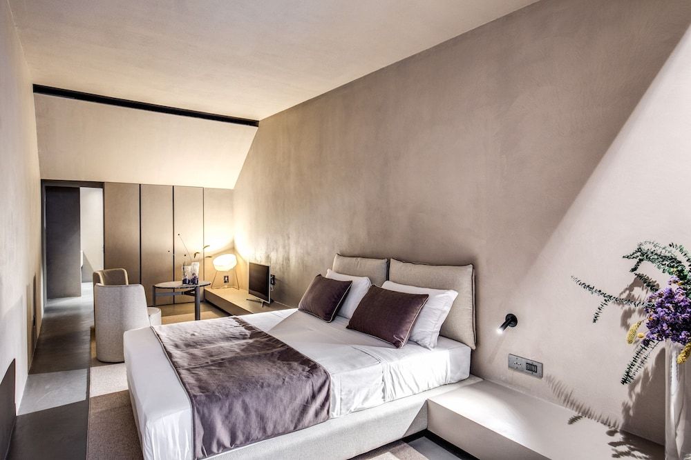 undefined Elysium Suites Collection 4