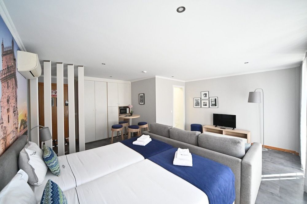 undefined Famous Crows Lisbon Suites 8