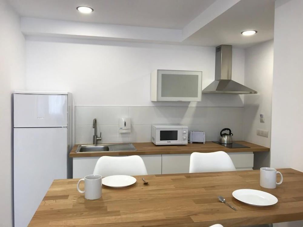 undefined Bet Apartments - City Suites Reig. 9