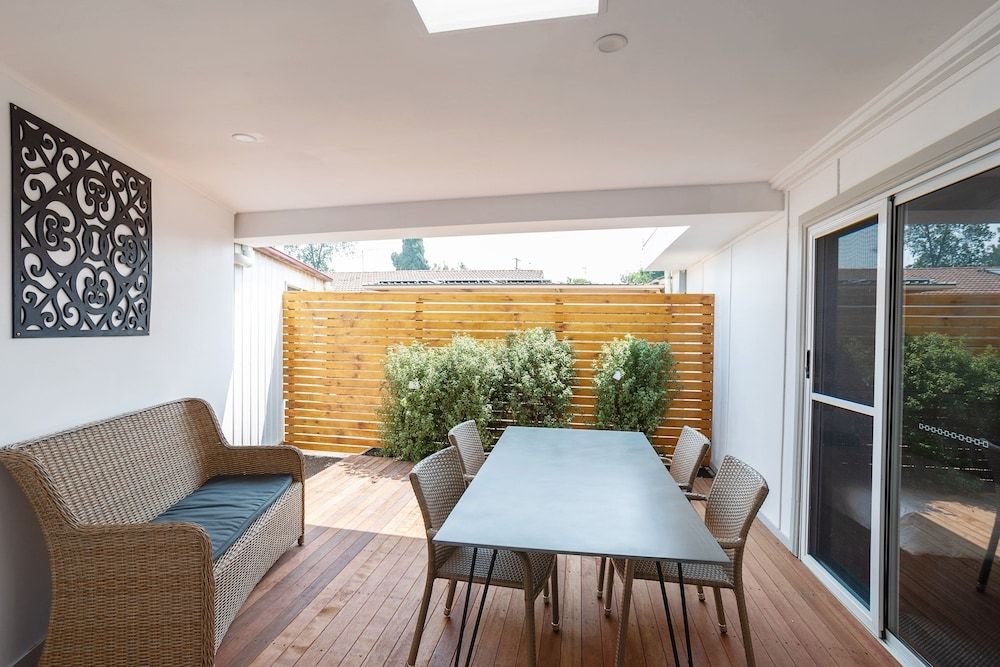 Canberra Ave Villas House 2