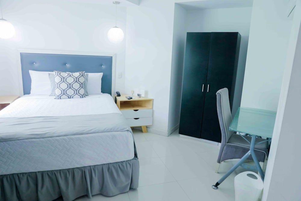 Laurentia hotel boutique Comfort Room, 1 Queen Bed, Private Bathroom 2