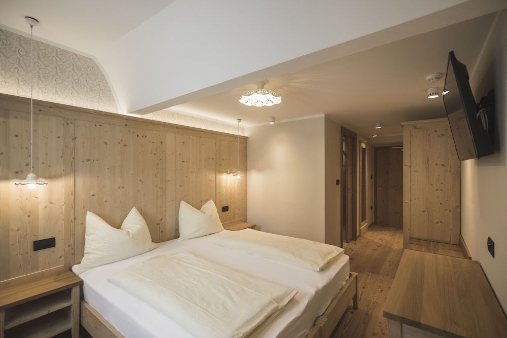 Comfort Double Room, 1 Queen Bed (Paula)