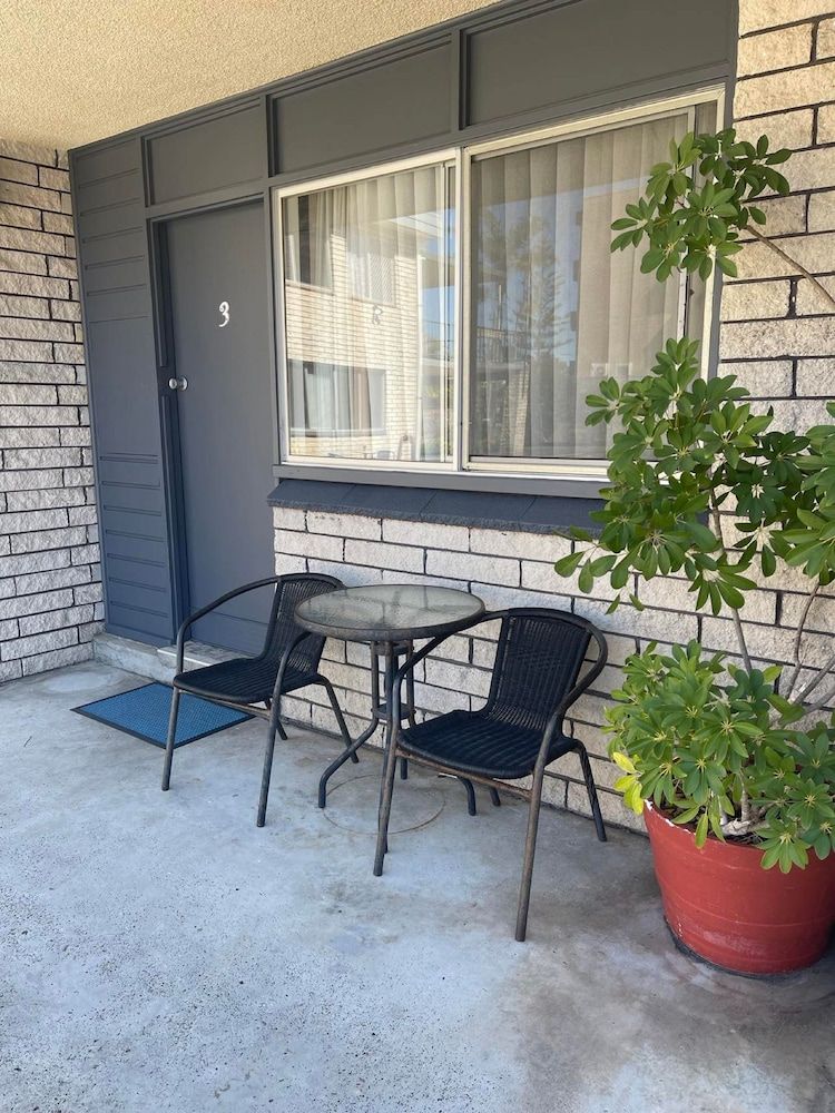 Forster Motor Inn Queen Room 3