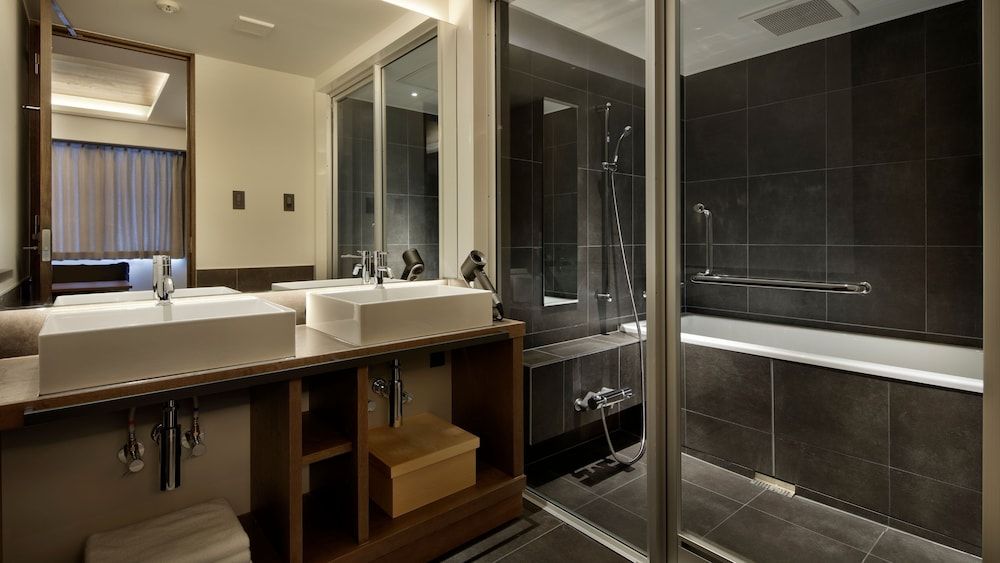 undefined 22 Pieces 10