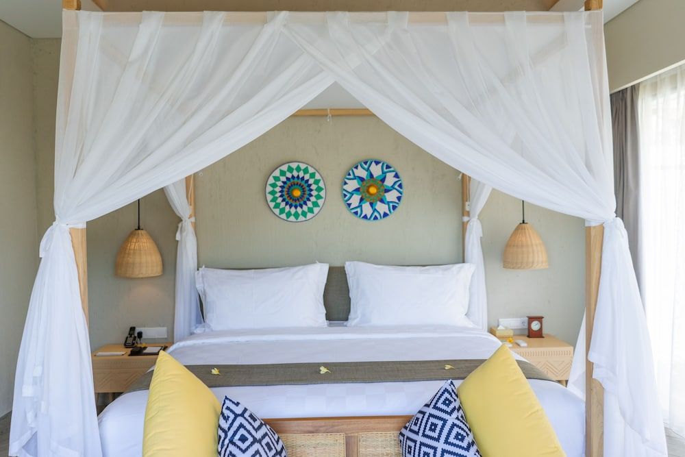 The Kayana Beach Lombok Deluxe Villa with Private Pool 3