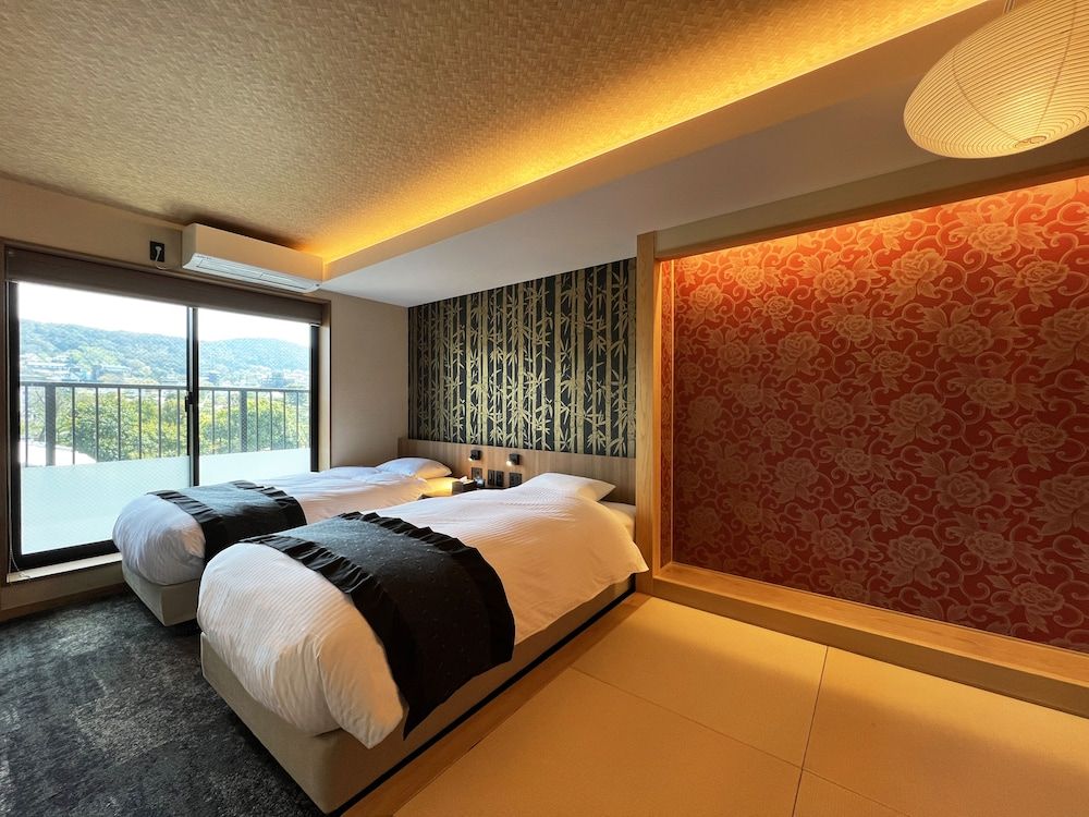 Rinn Gion Kenninji Japanese Triple Room 8