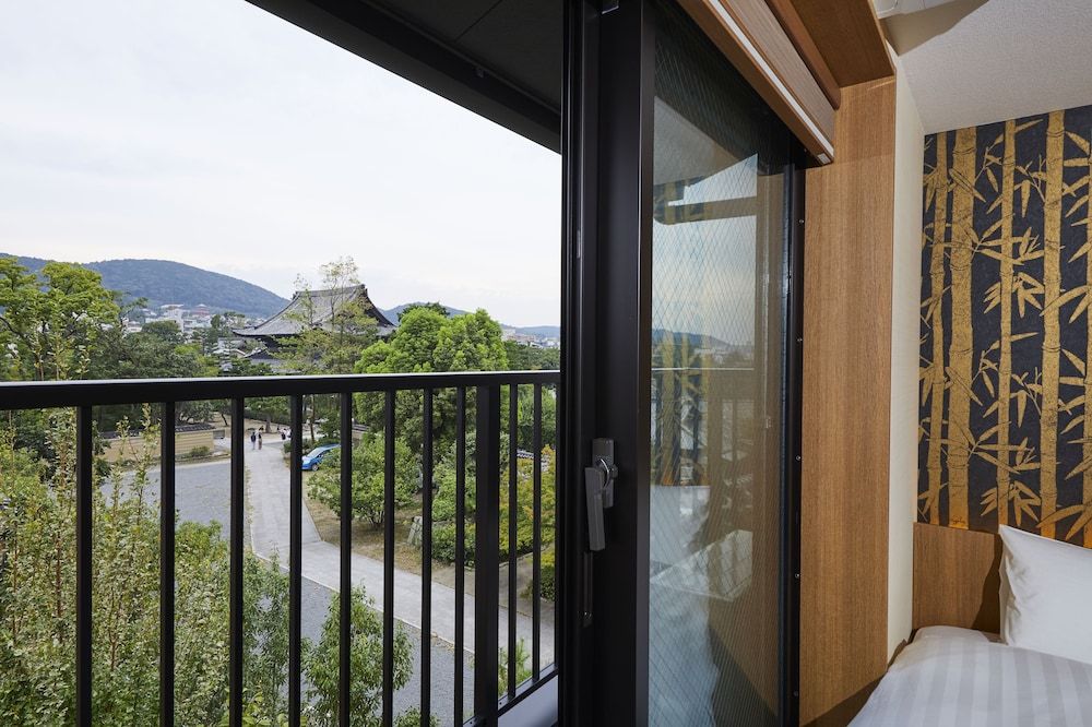 Rinn Gion Kenninji Japanese Triple Room 10