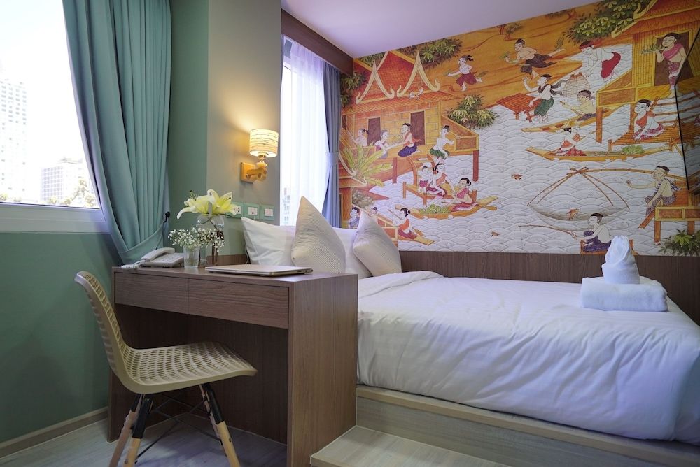 undefined The Qube Fifty Hotel 5