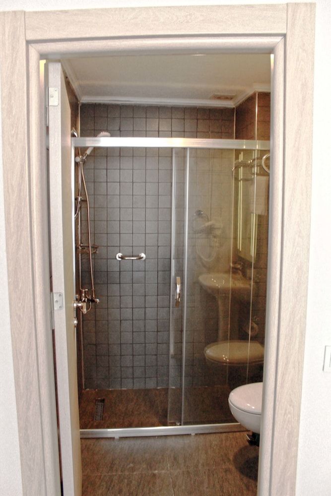 undefined The Lola Hotel 9