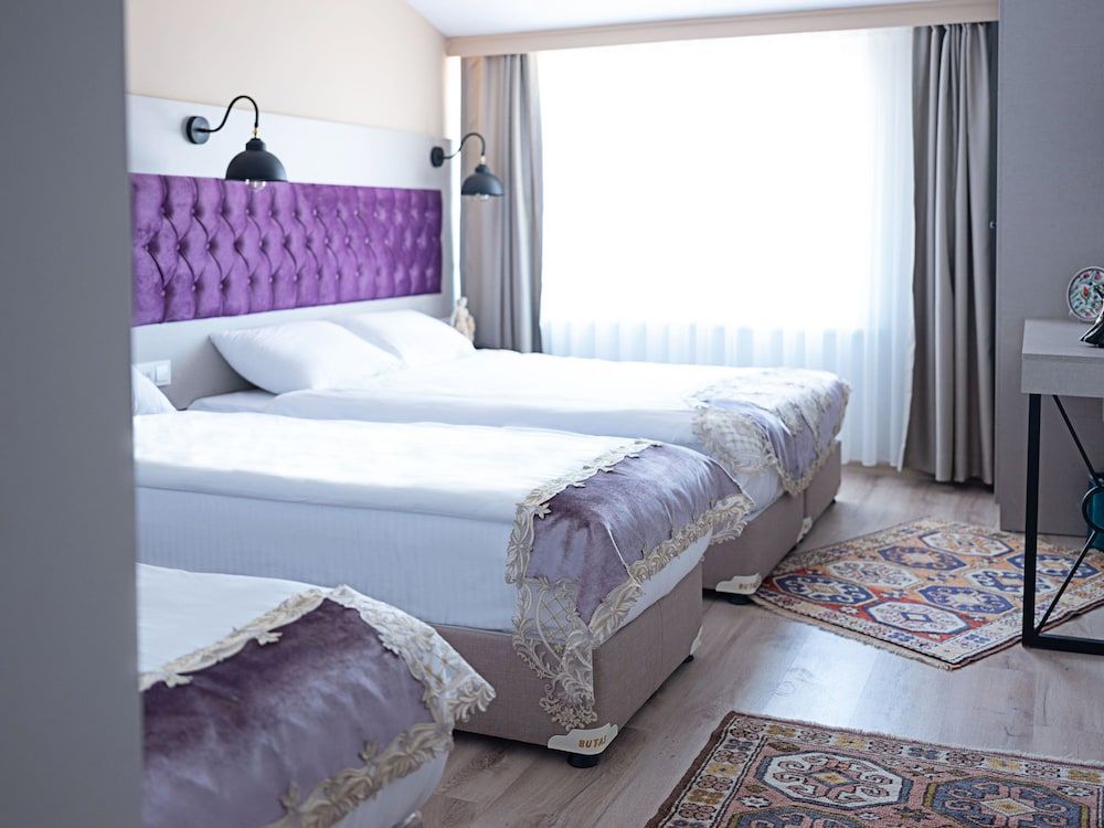 undefined The Lola Hotel 4