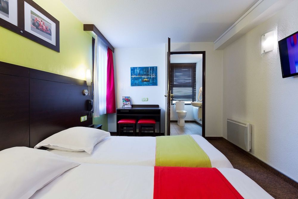 Standard Room, 2 Twin Beds