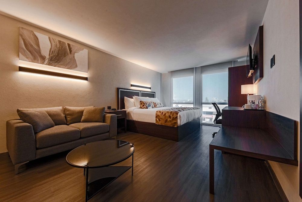 Sleep Inn Guadalajara Galerias Room, 1 King Bed, Non Smoking 6
