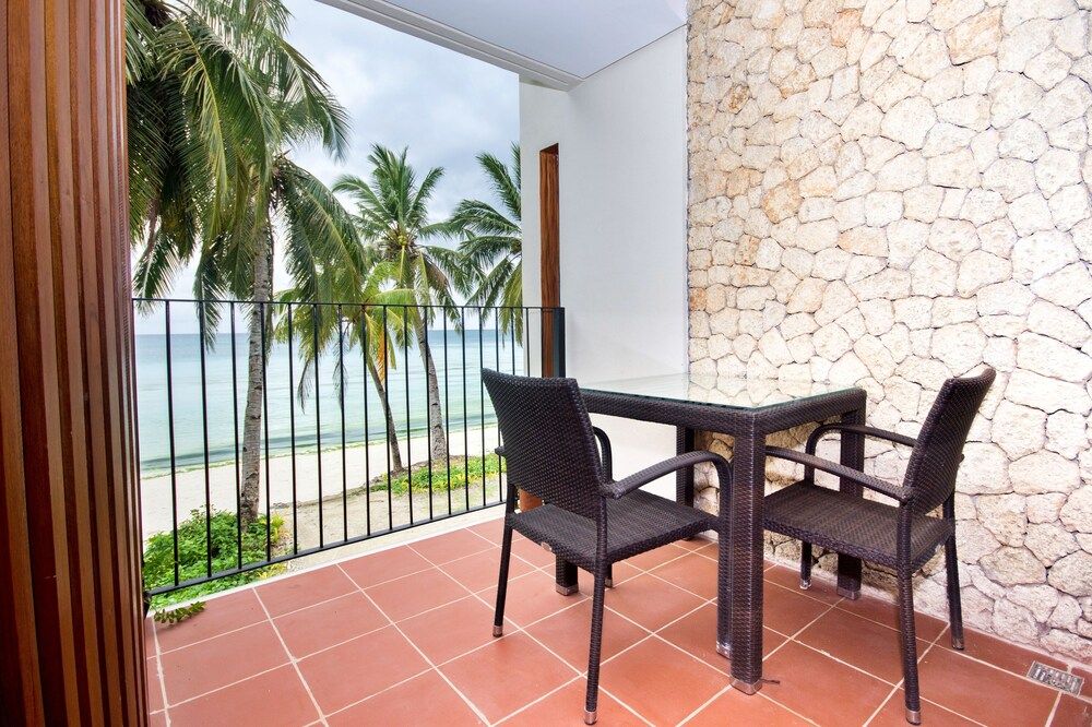 Watercolors Boracay Dive Resort Double Room, 1 Queen Bed, Beachfront (First Floor) 25