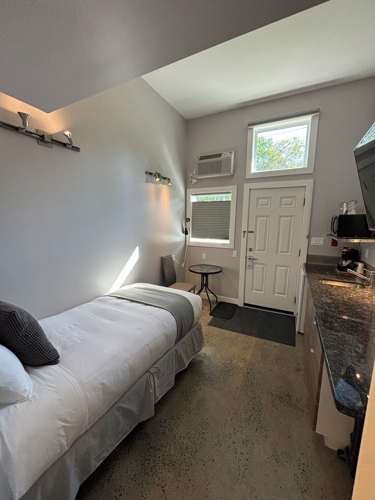 Signature Single Room, Kitchenette, Ground Floor