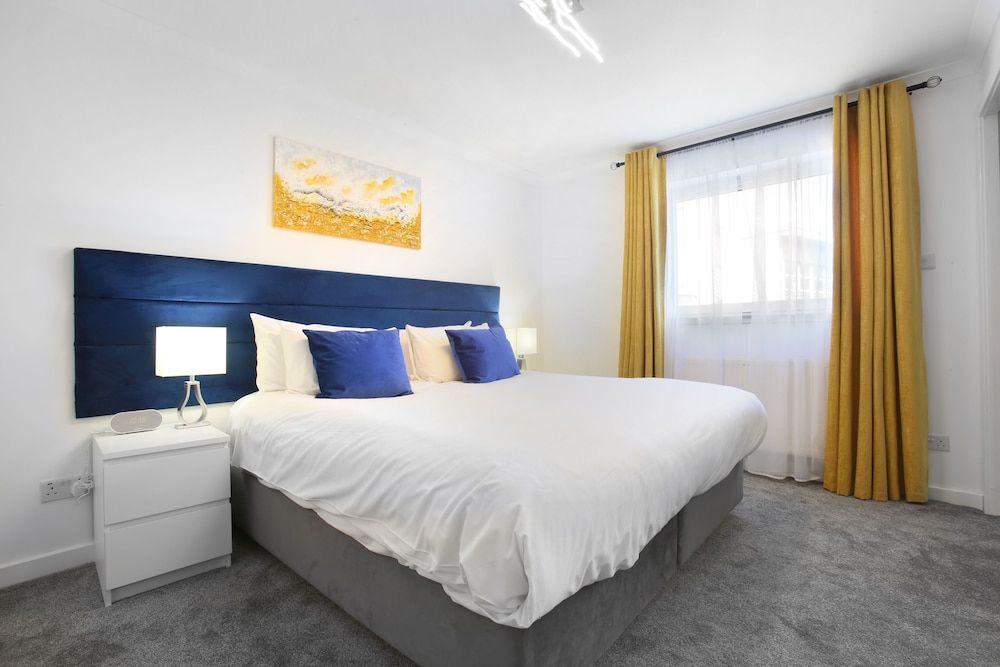 VKM Apartments Deluxe Apartment, 2 Bedrooms, Non Smoking, City View 8