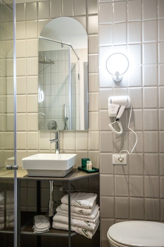 Allure Boutique Hotel Deluxe Double Room 13