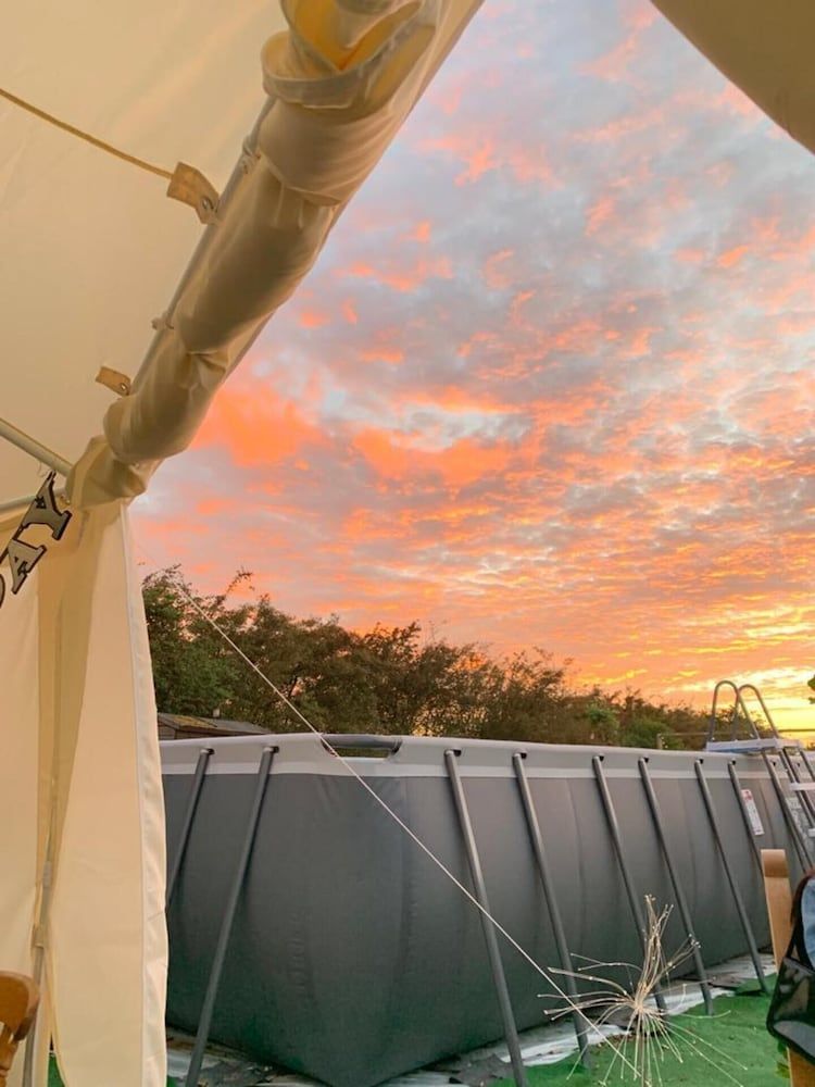 Cosy Escape Heated Luxury pod With hot tub Apartment 26