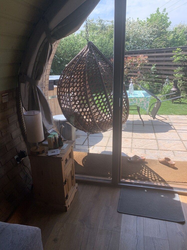 Cosy Escape Heated Luxury pod With hot tub Apartment 29