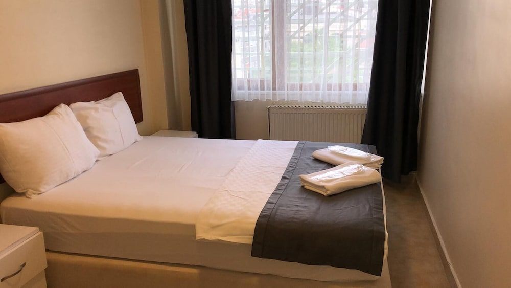 Basic Double Room