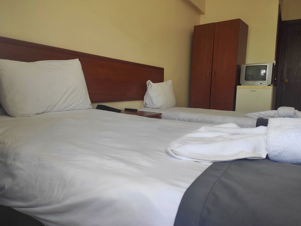 Sah Hotel Standard Twin Room, 2 Twin Beds 3