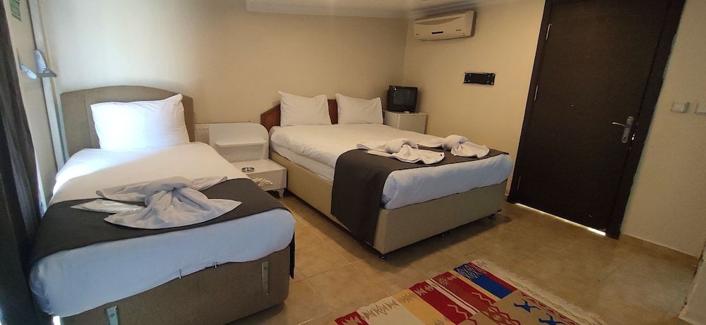 undefined Sah Hotel 7