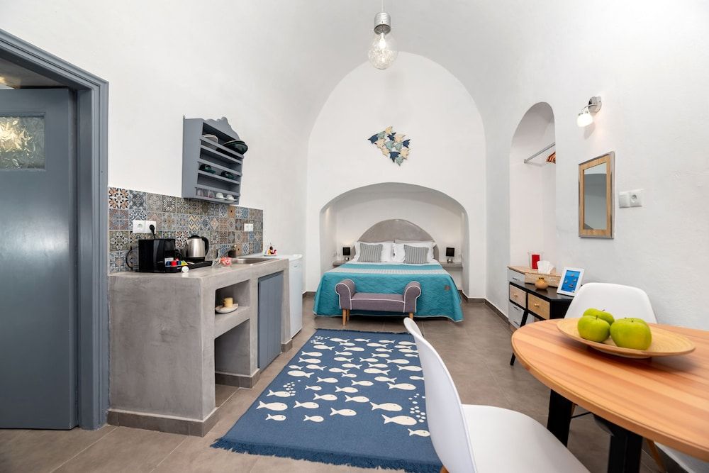 undefined 1812 Caves 'n Mansion