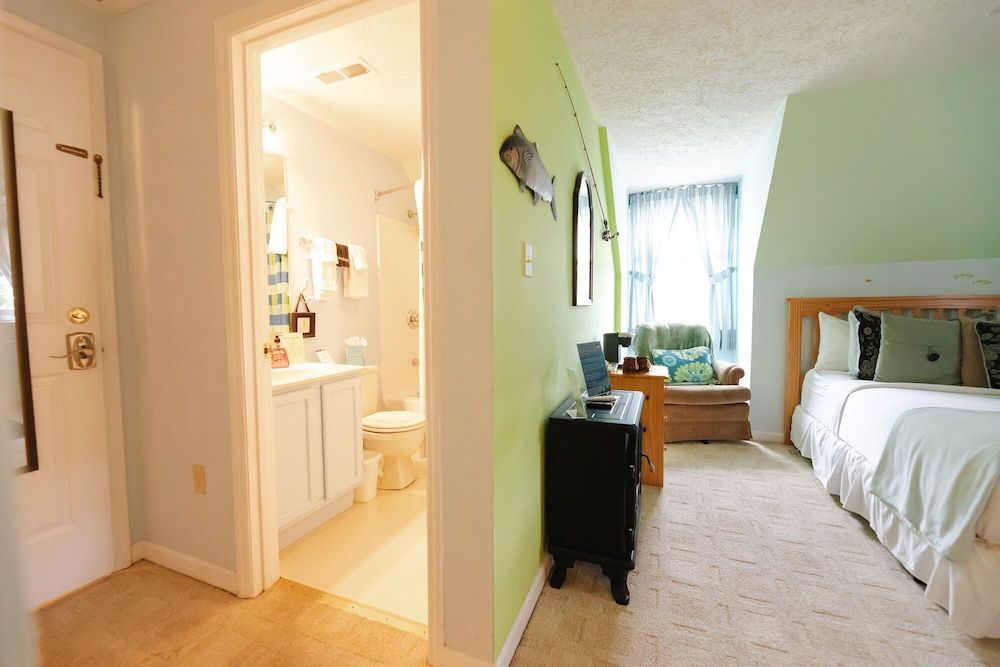 Blacksburg Bed & Breakfast New River Single Queen 6