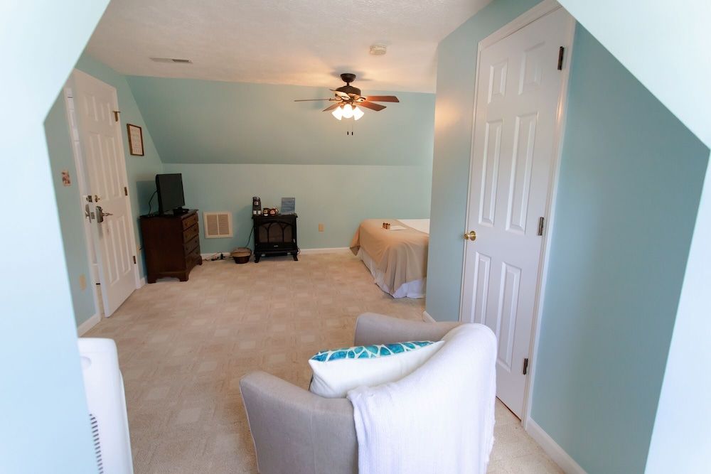 Blacksburg Bed & Breakfast Pandapas Single Queen 4