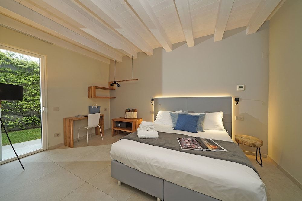 Lamasu RioVerde - Lago di Garda Standard Loft, 1 Bedroom, Garden View, Garden Area