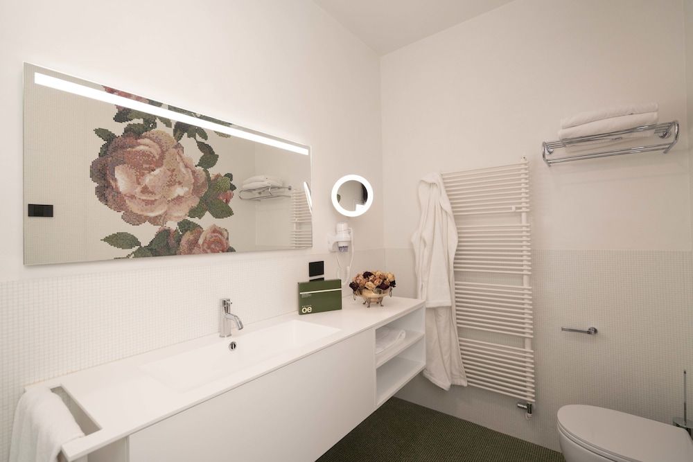 Antica Pusterla Relais De Charme Deluxe Studio Suite, Accessible (Junior) 4