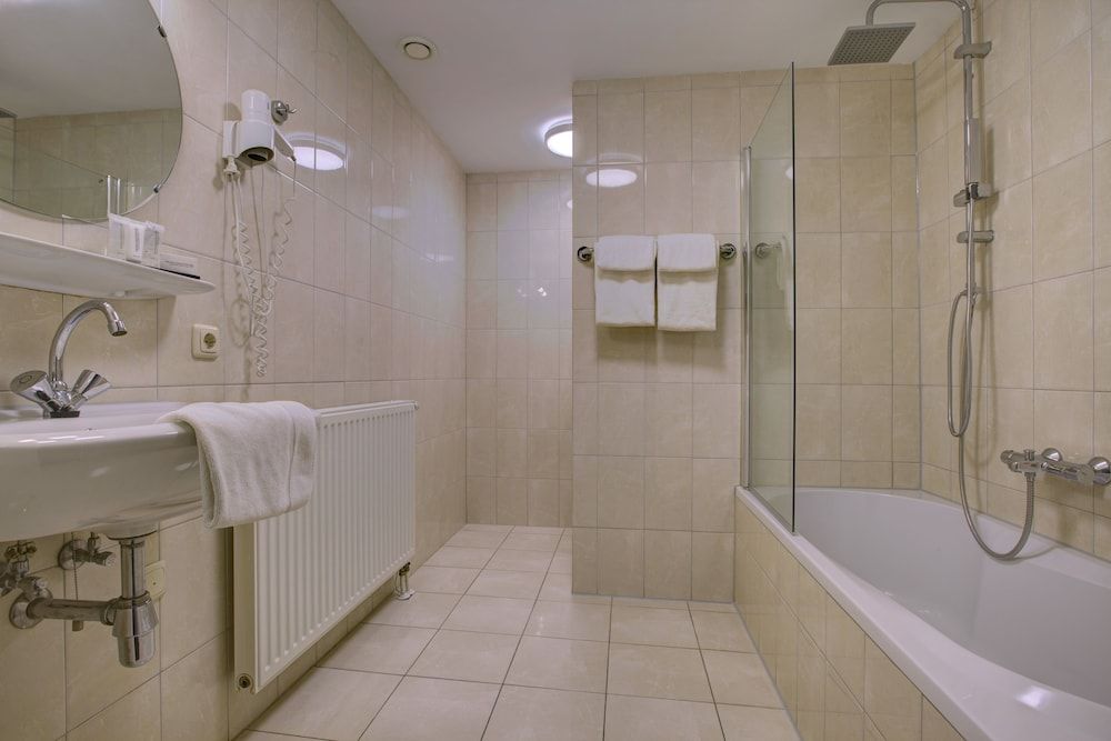 Hotel De Maasparel Comfort Triple Room 4