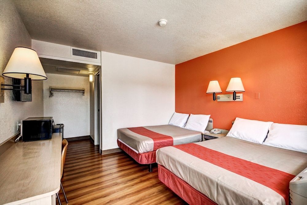 Deluxe Room, 2 Double Beds, Smoking, Refrigerator & Microwave