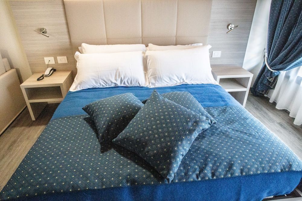 Home Hotel Double Room 7