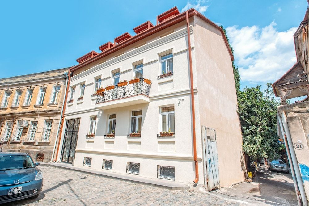 undefined Hotel Le Caucase 5