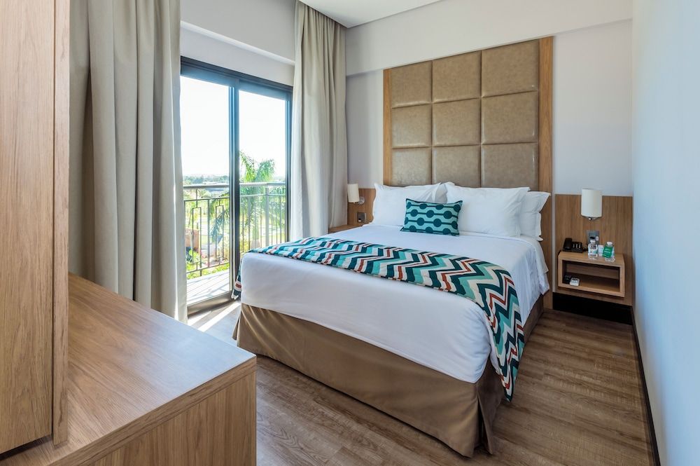 Deluxe Studio Suite