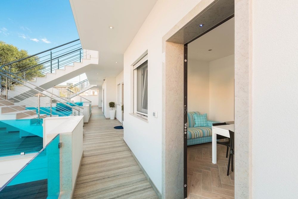 Comfort Apartment, 1 Bedroom (Ground Floor - 1049)