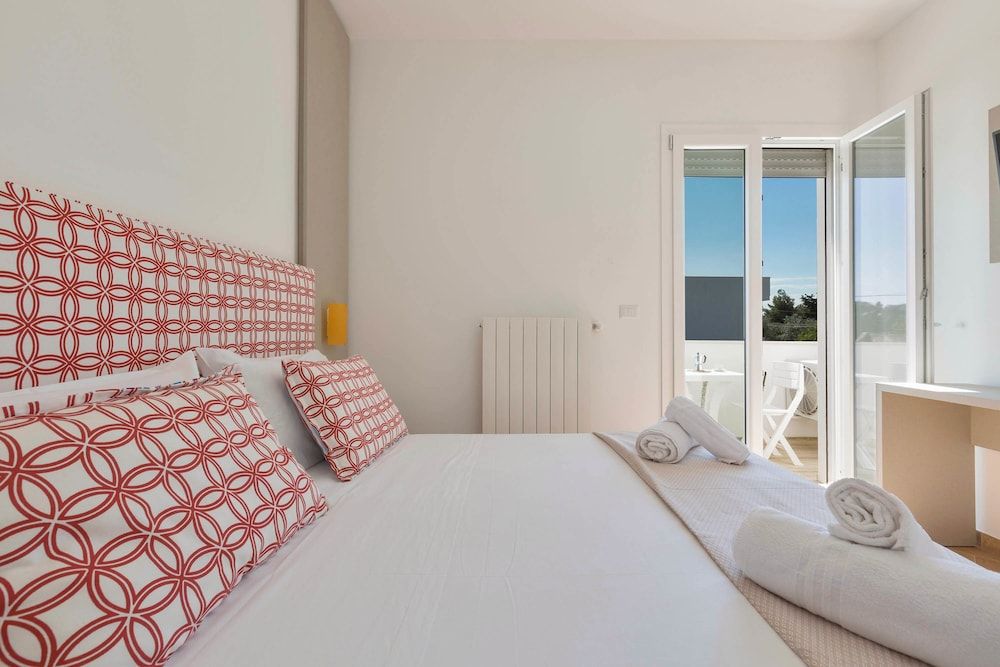 Standard Apartment, 1 Bedroom (First Floor - 1054)