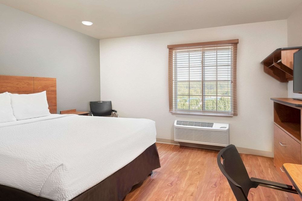 Standard Room, 1 Queen Bed, Non Smoking