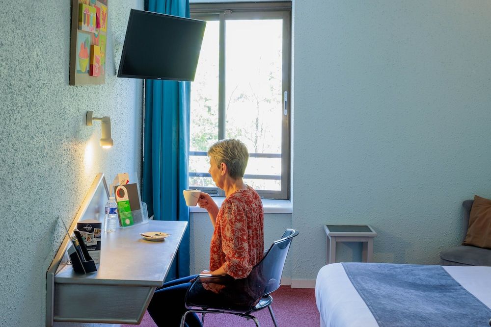 Logis Hôtel Noemys Brive - Restaurant Le Teinchurier Family quintuple room 4