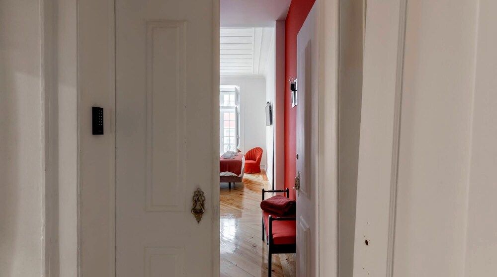 LeL Madalena GuestHouse Deluxe Room 11